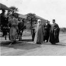 'Abdu'l-Baha Leaving Stanford University after His address to the Students & Faculty (5)